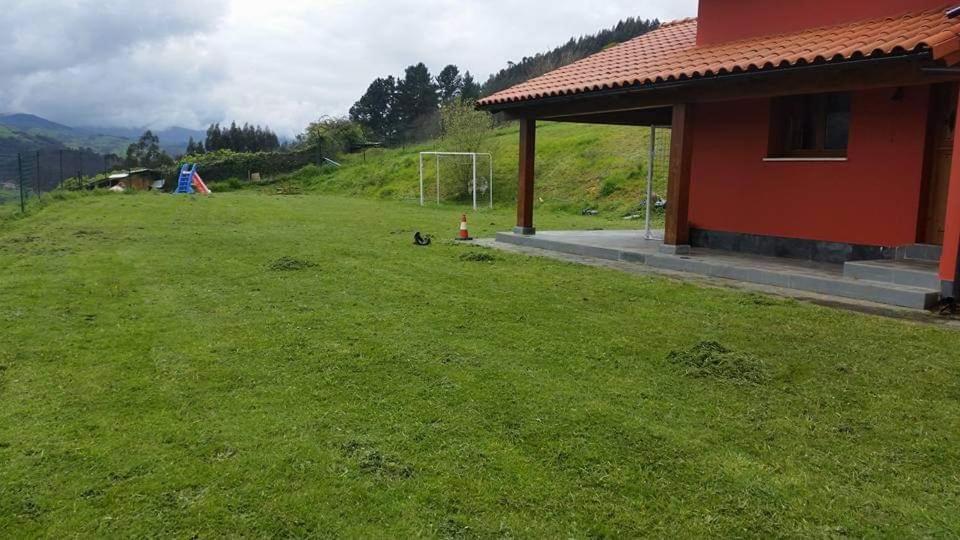 La Casita De Titi Villa Pravia Kültér fotó